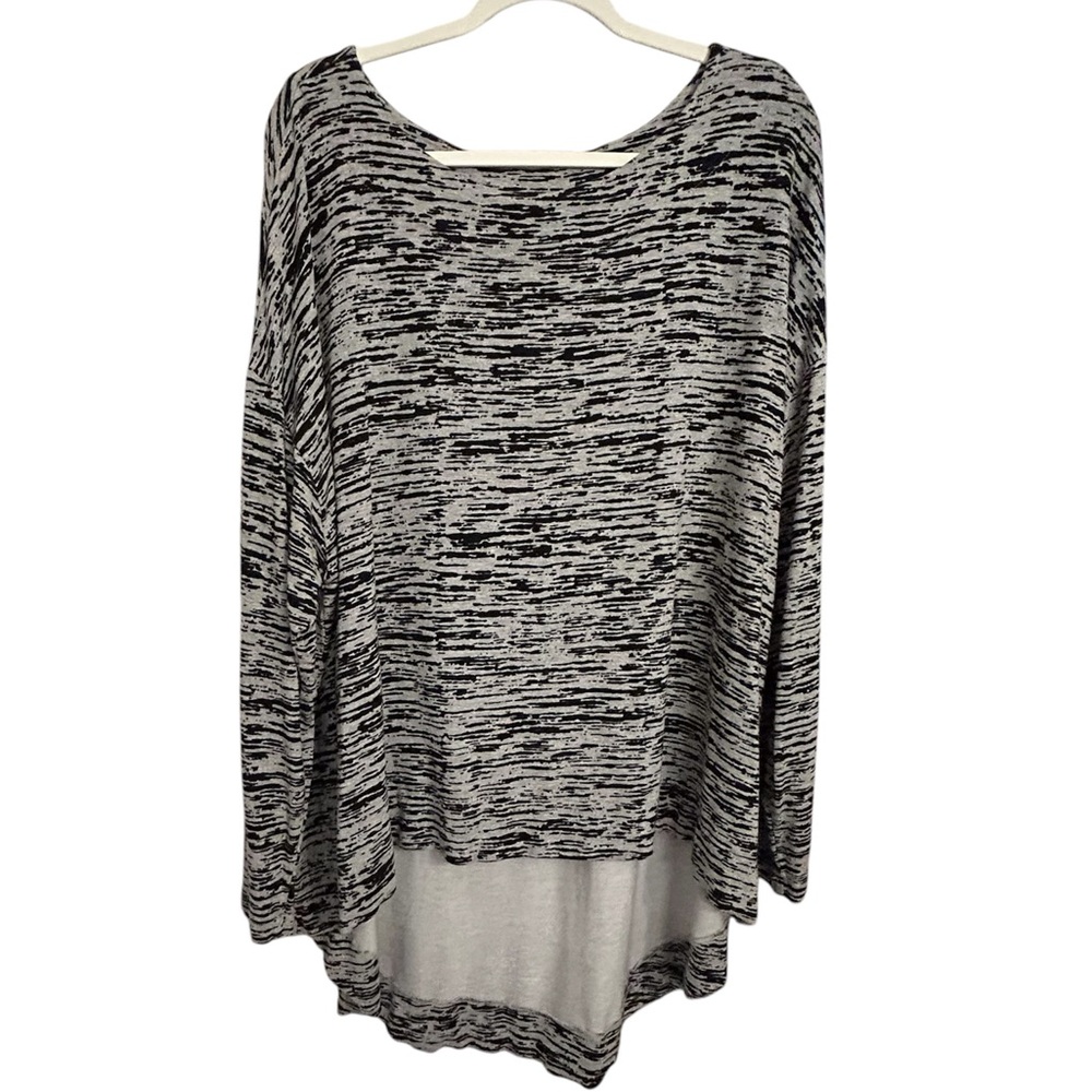 bryn Walker Black and White Tunic Top